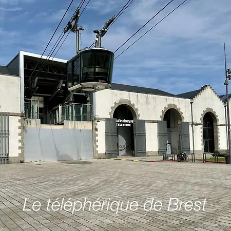 Lägenhet Le Penfeld Jolie Vue Et Balcon Pour Ce Cosy T2