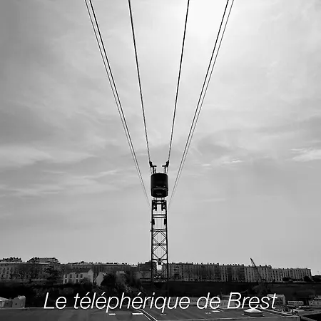 Le Penfeld Jolie Vue Et Balcon Pour Ce Cosy T2 Lejlighed Brest